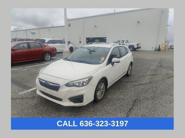 2017 Subaru Impreza Base — photo 1 of 32