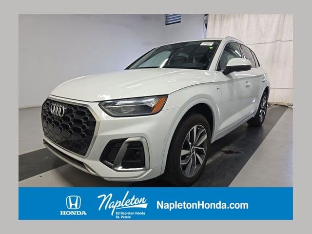 2023 Audi Q5 S line Premium Plus — photo 1 of 28