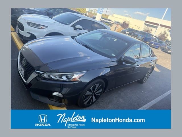 2019 Nissan Altima 2.5 SV — photo 1 of 10