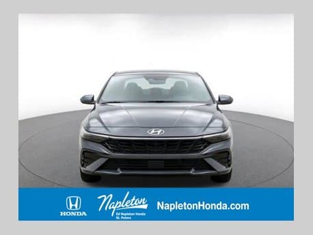 2026 Hyundai Elantra SEL Sport — photo 1 of 9