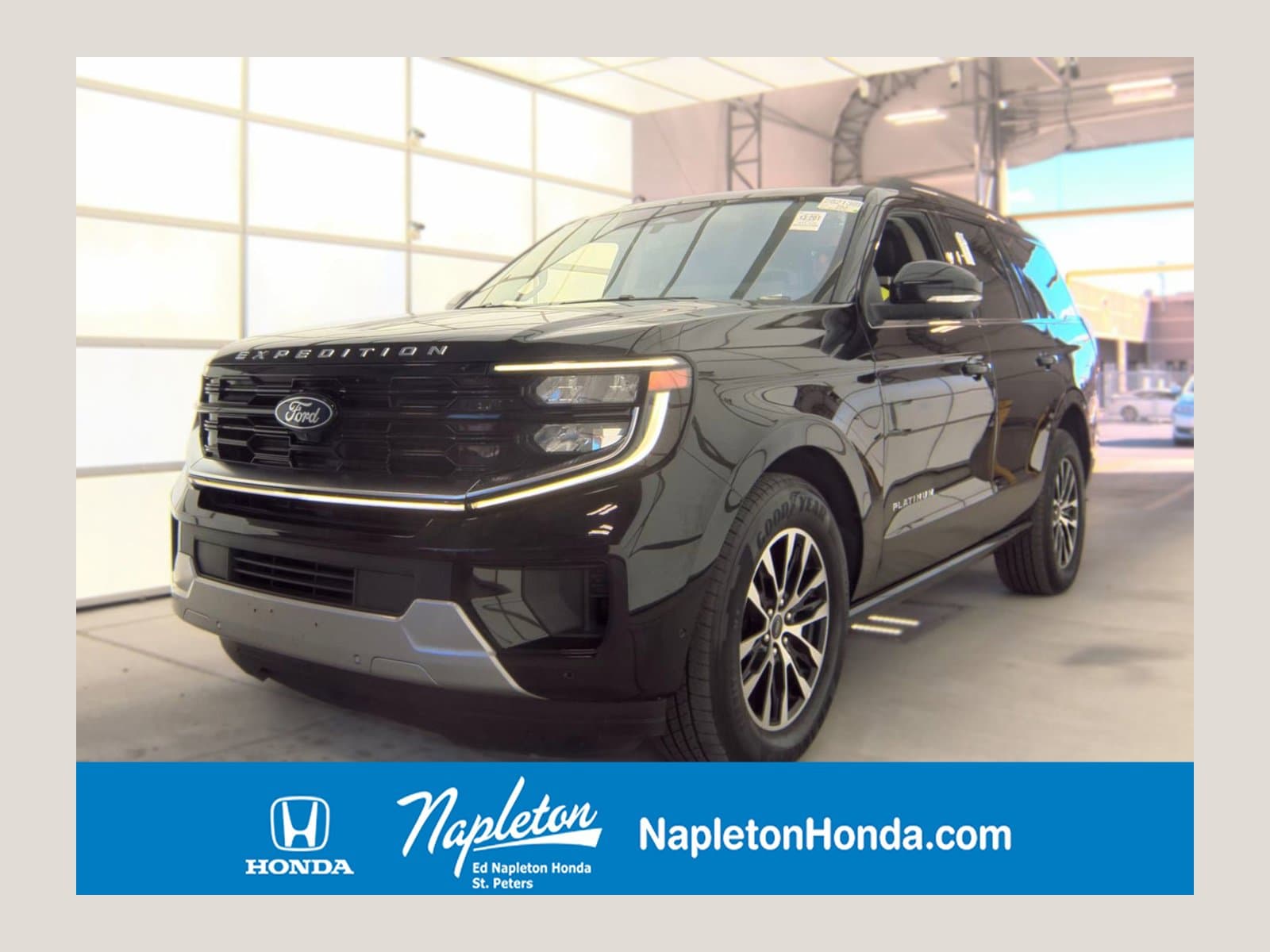 2025 Ford Expedition Platinum — photo 1 of 28
