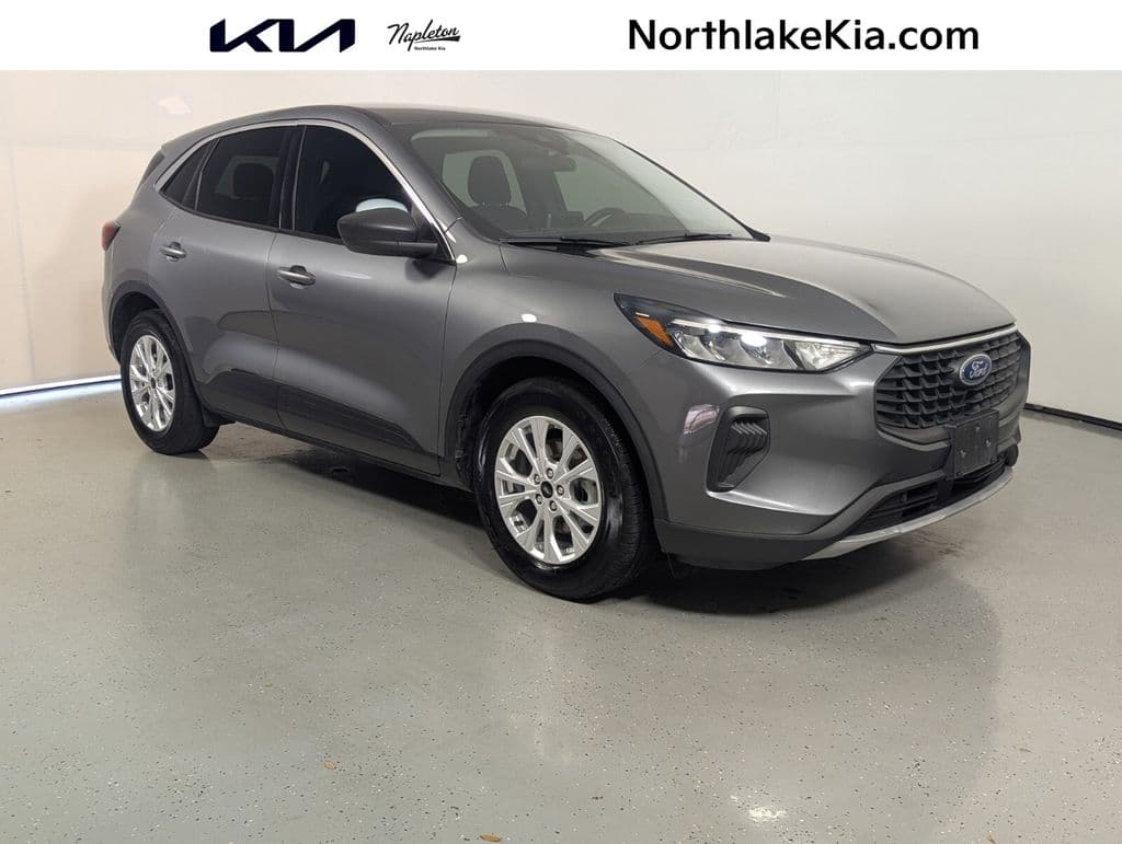 2023 Ford Escape Active — photo 1 of 27