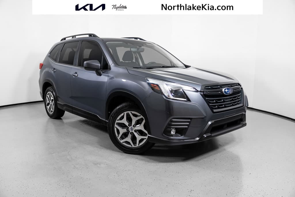2024 Subaru Forester Premium — photo 1 of 37