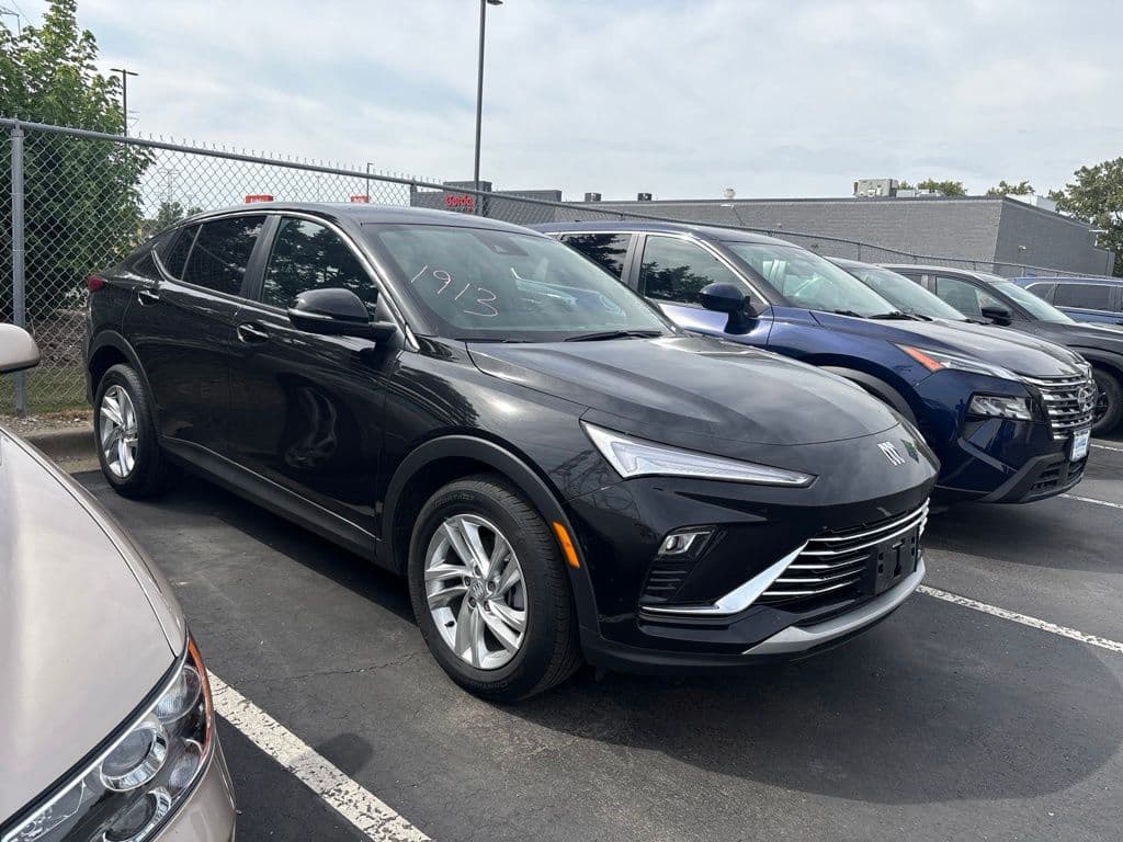 2025 Buick Envista Preferred — photo 1 of 3
