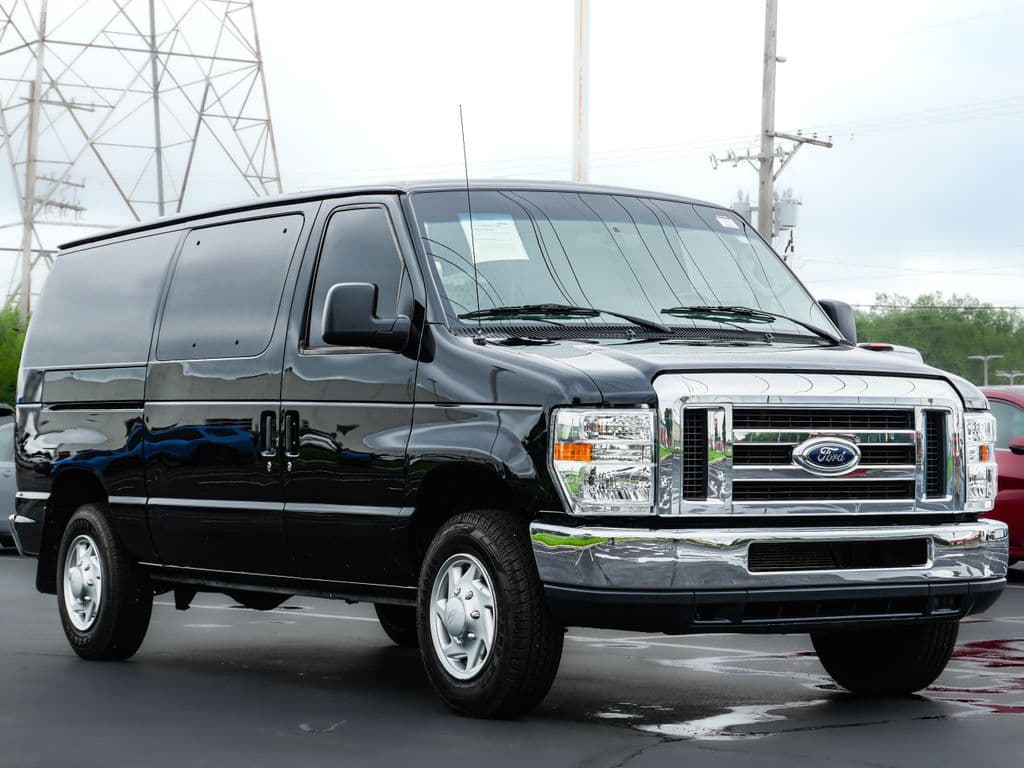 2014 Ford E-150 Commercial — photo 1 of 25