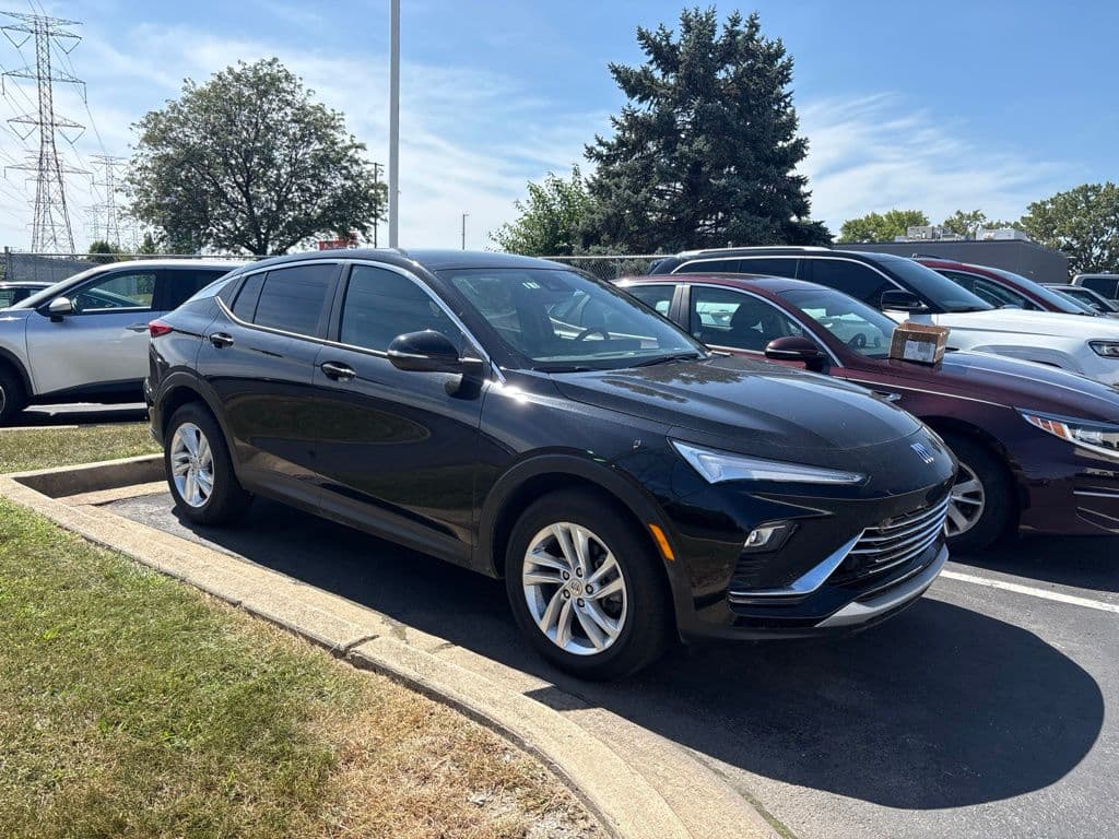 2025 Buick Envista Preferred — photo 1 of 3