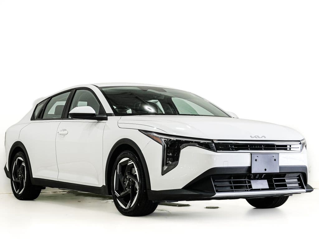 2025 Kia K4 EX — photo 1 of 25
