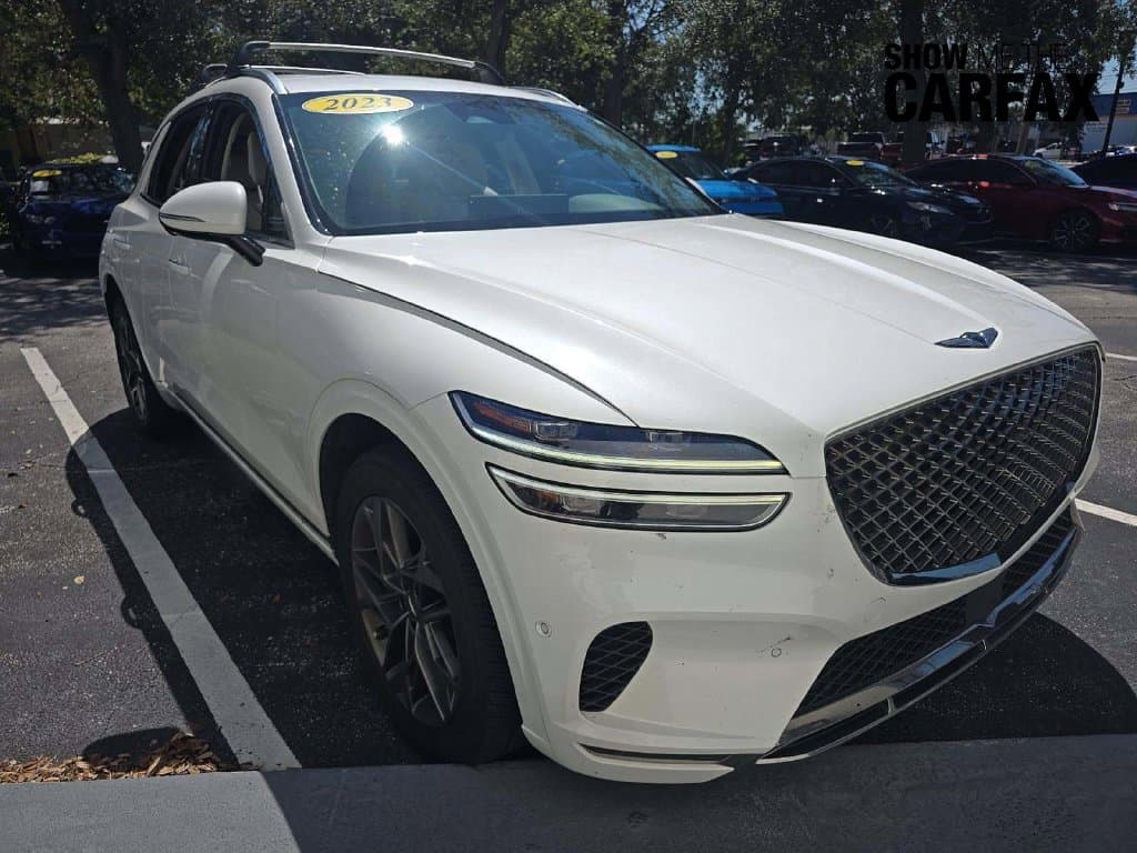 2023 Genesis GV70 2.5T — photo 1 of 8