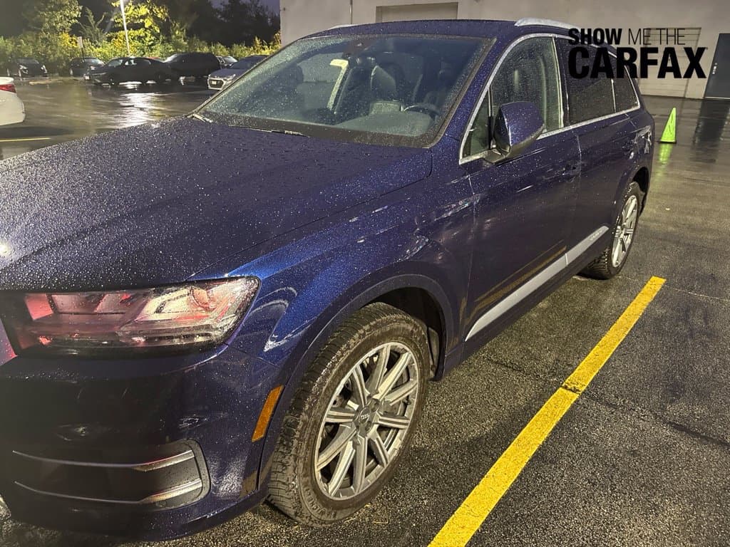 2019 Audi Q7 Base — photo 1 of 9