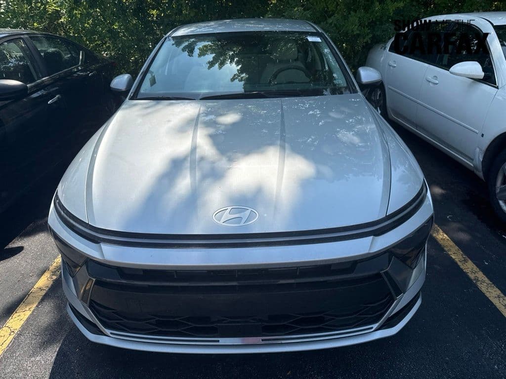 2025 Hyundai Sonata SEL — photo 1 of 7