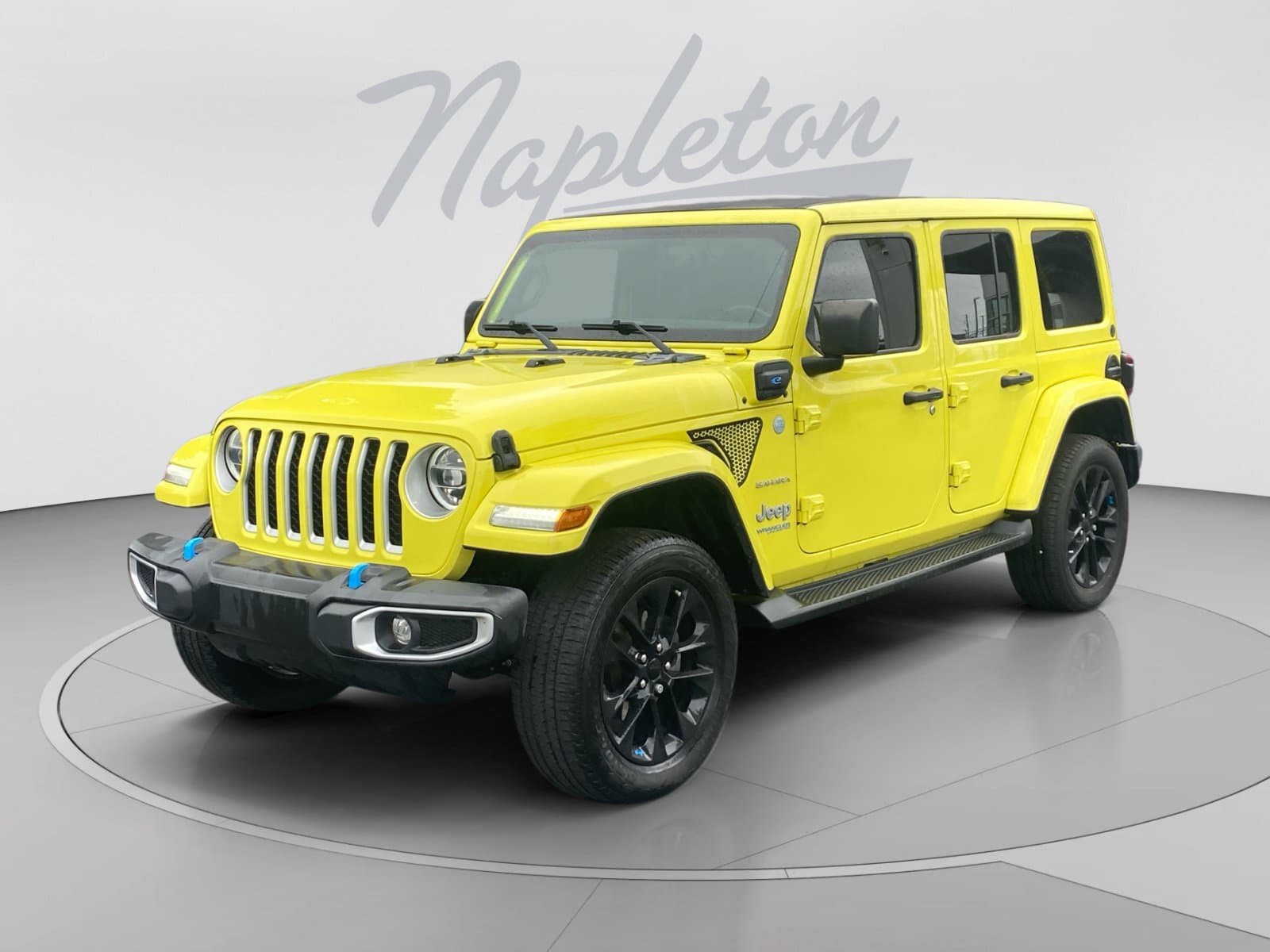 2022 Jeep Wrangler Base — photo 1 of 32