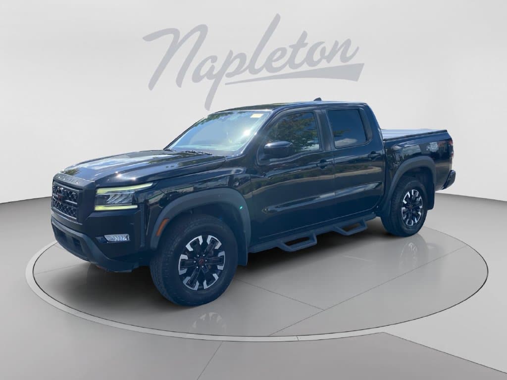 2023 Nissan Frontier PRO-4X — photo 1 of 29