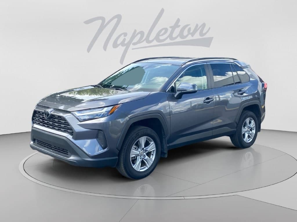 2024 Toyota RAV4 XLE — photo 1 of 33
