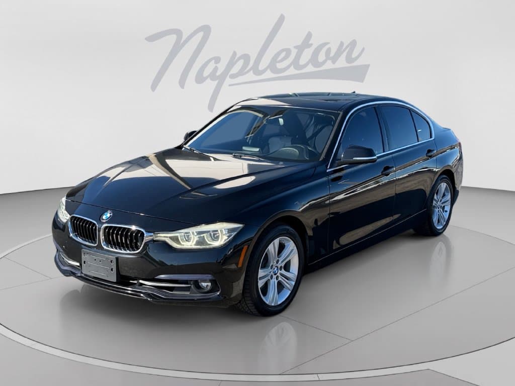 2018 BMW 3 Series 330i — photo 1 of 35