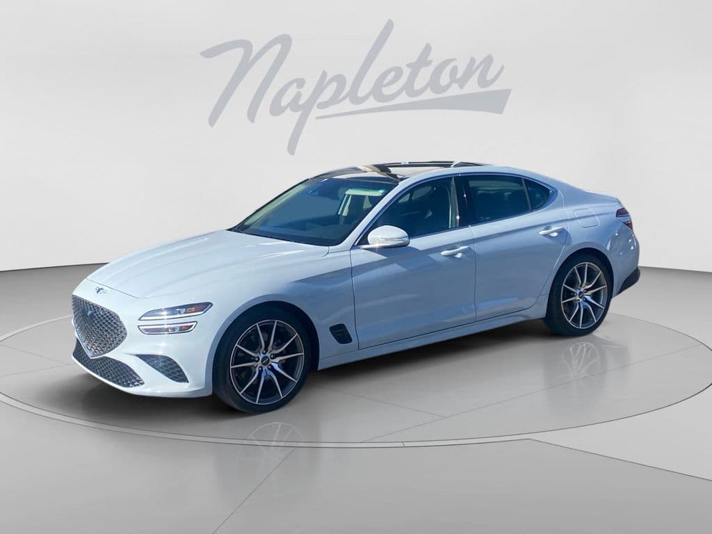2022 Genesis G70 2.0T — photo 1 of 33