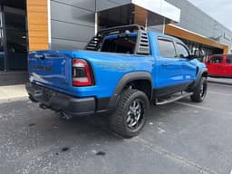 Extra Photo