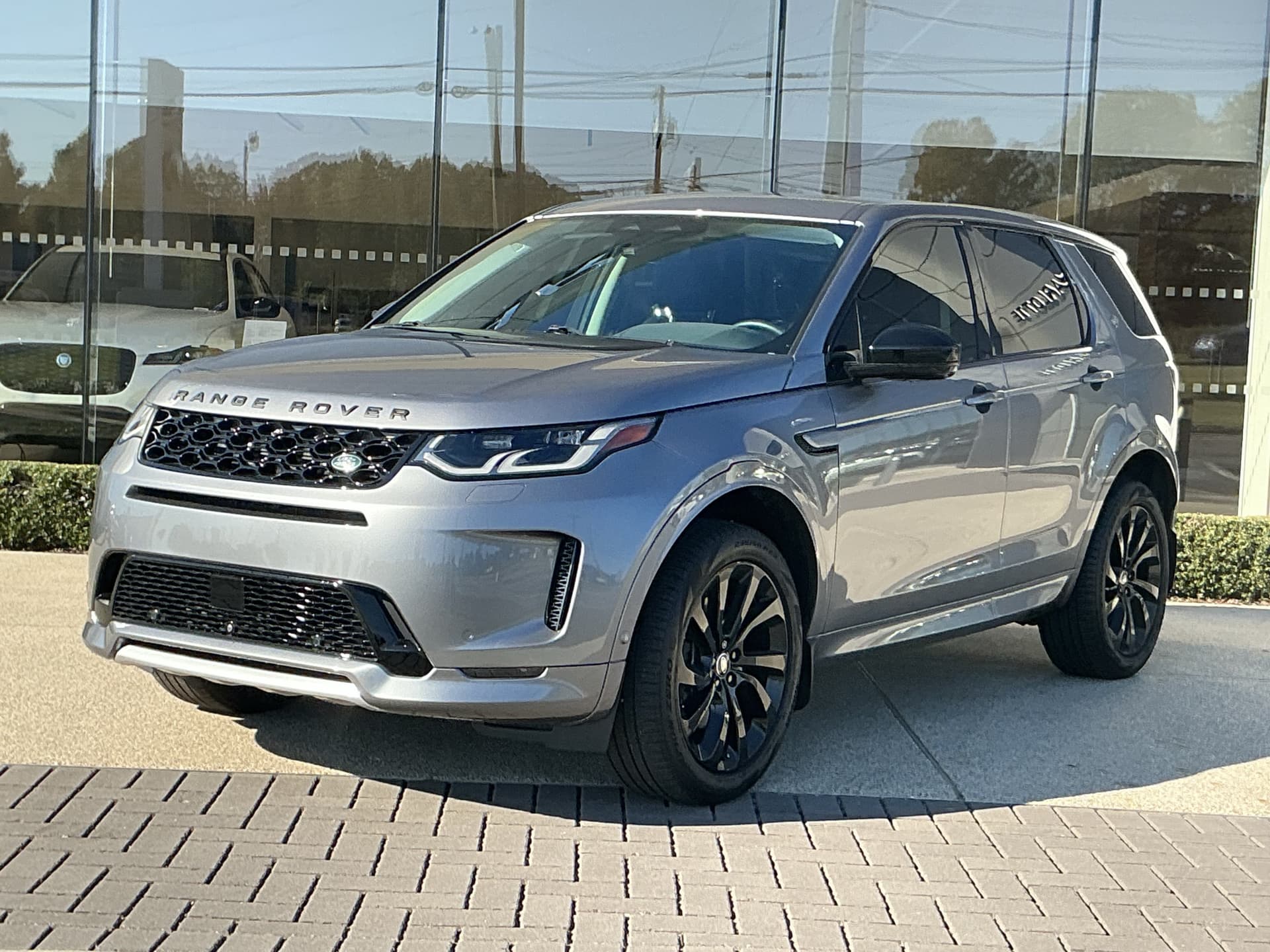 2025 Land Rover Discovery Sport S — photo 1 of 38