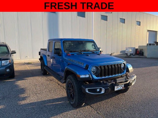 2025 Jeep Gladiator Sport — photo 1 of 12