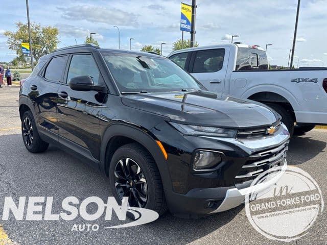 2022 Chevrolet Trailblazer LT — photo 1 of 16