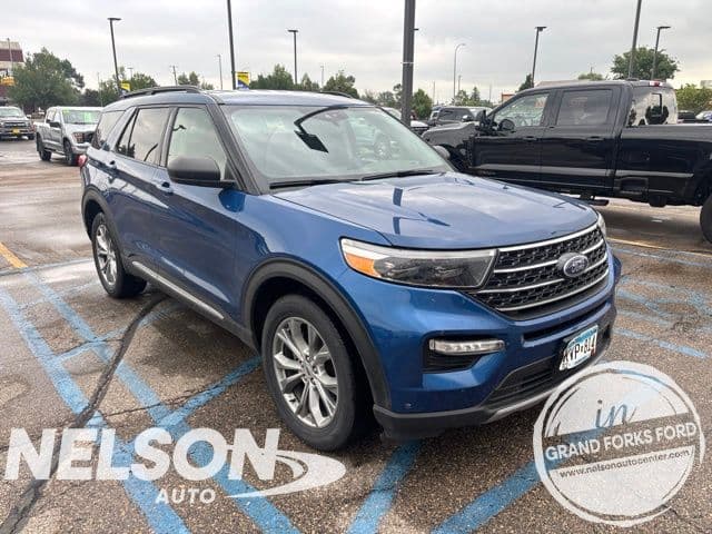 2020 Ford Explorer XLT — photo 1 of 10