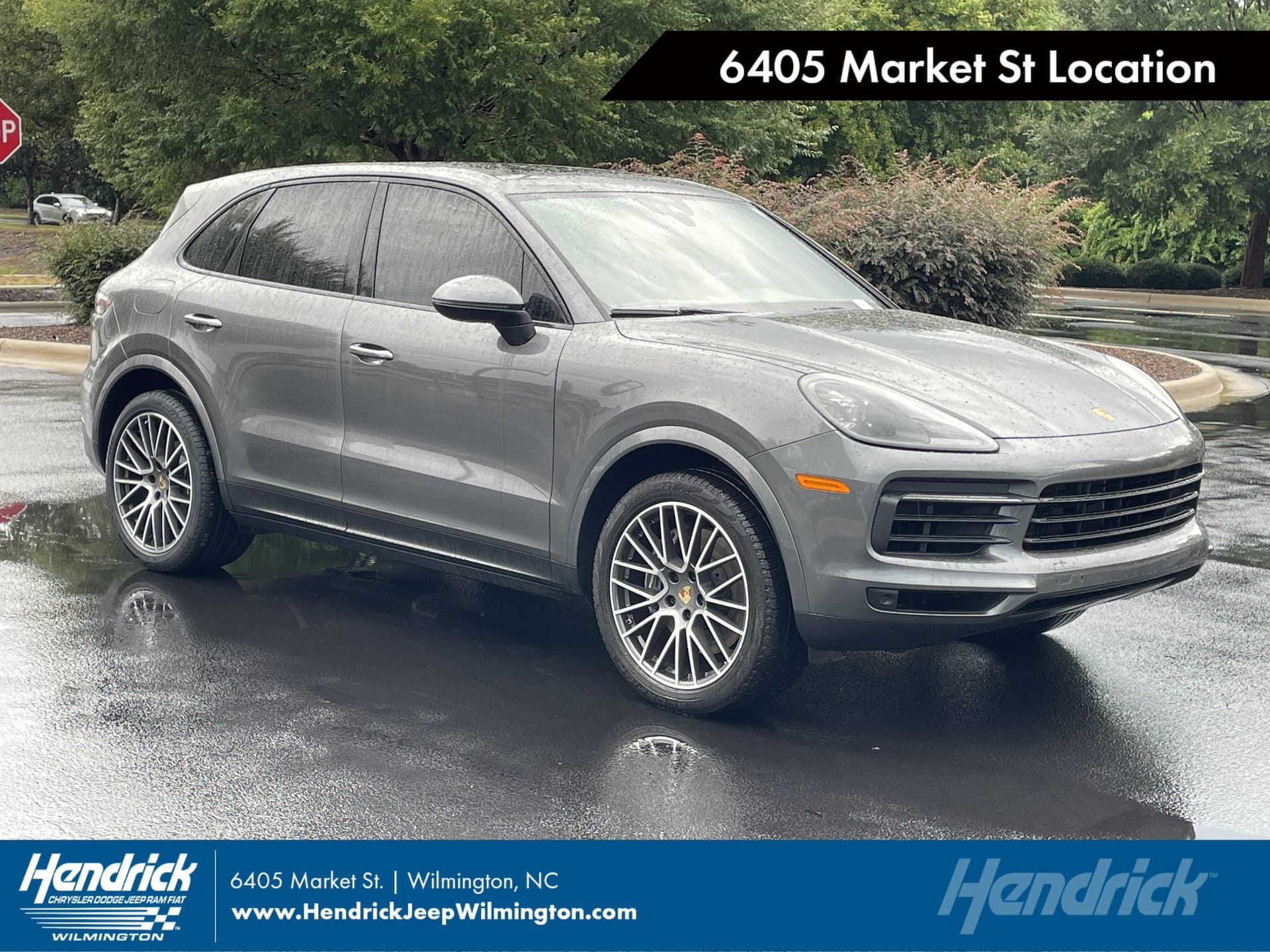 2023 Porsche Cayenne Base — photo 1 of 39