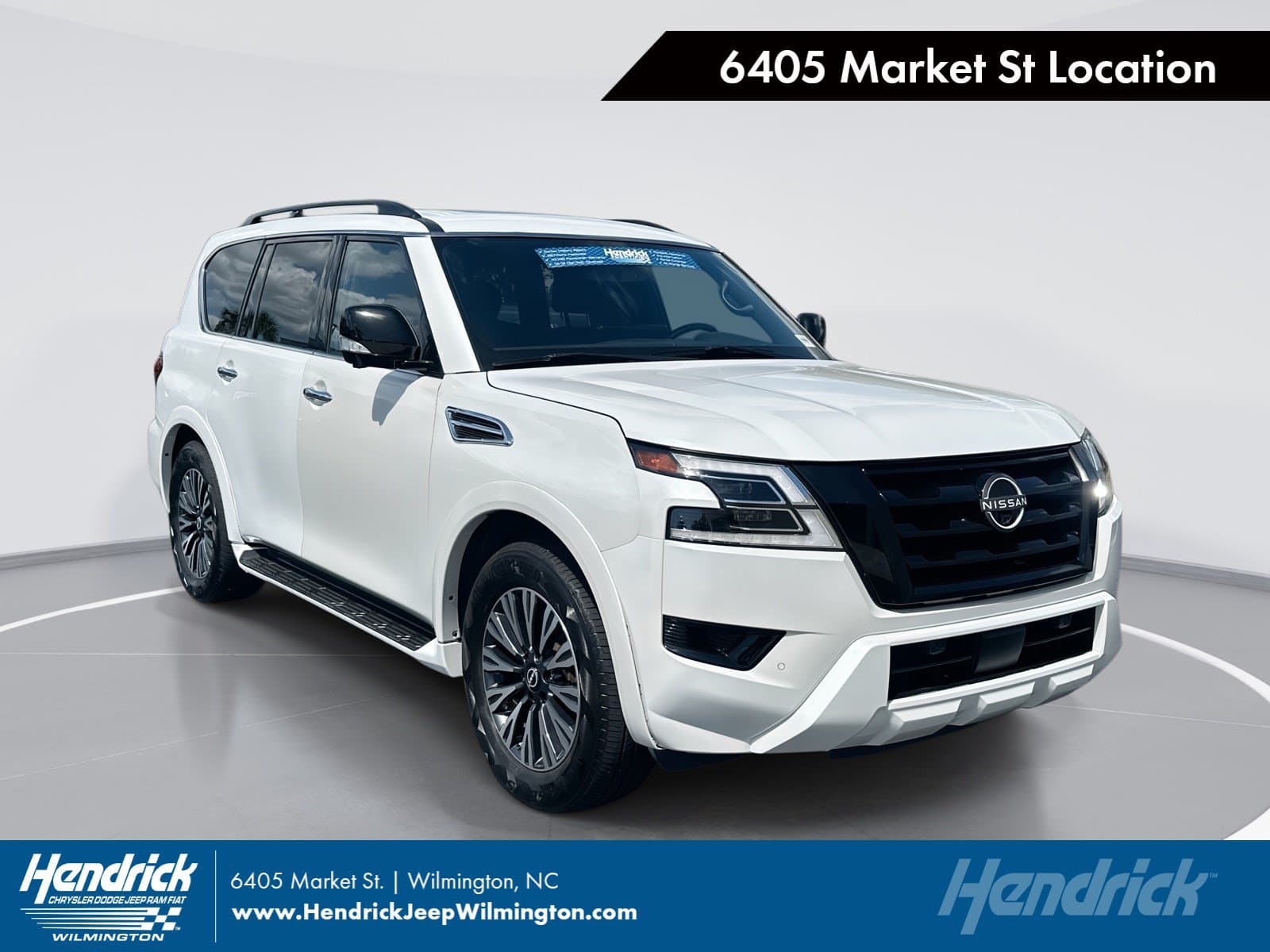 2023 Nissan Armada SL — photo 1 of 36