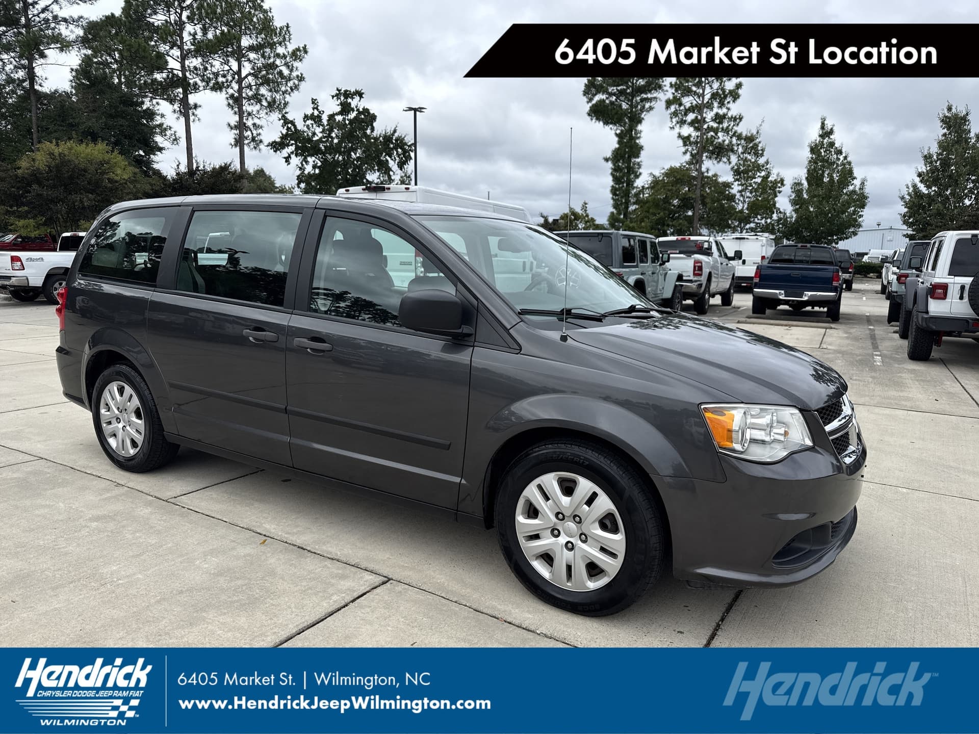 2016 Dodge Grand Caravan American Value Pkg — photo 1 of 34