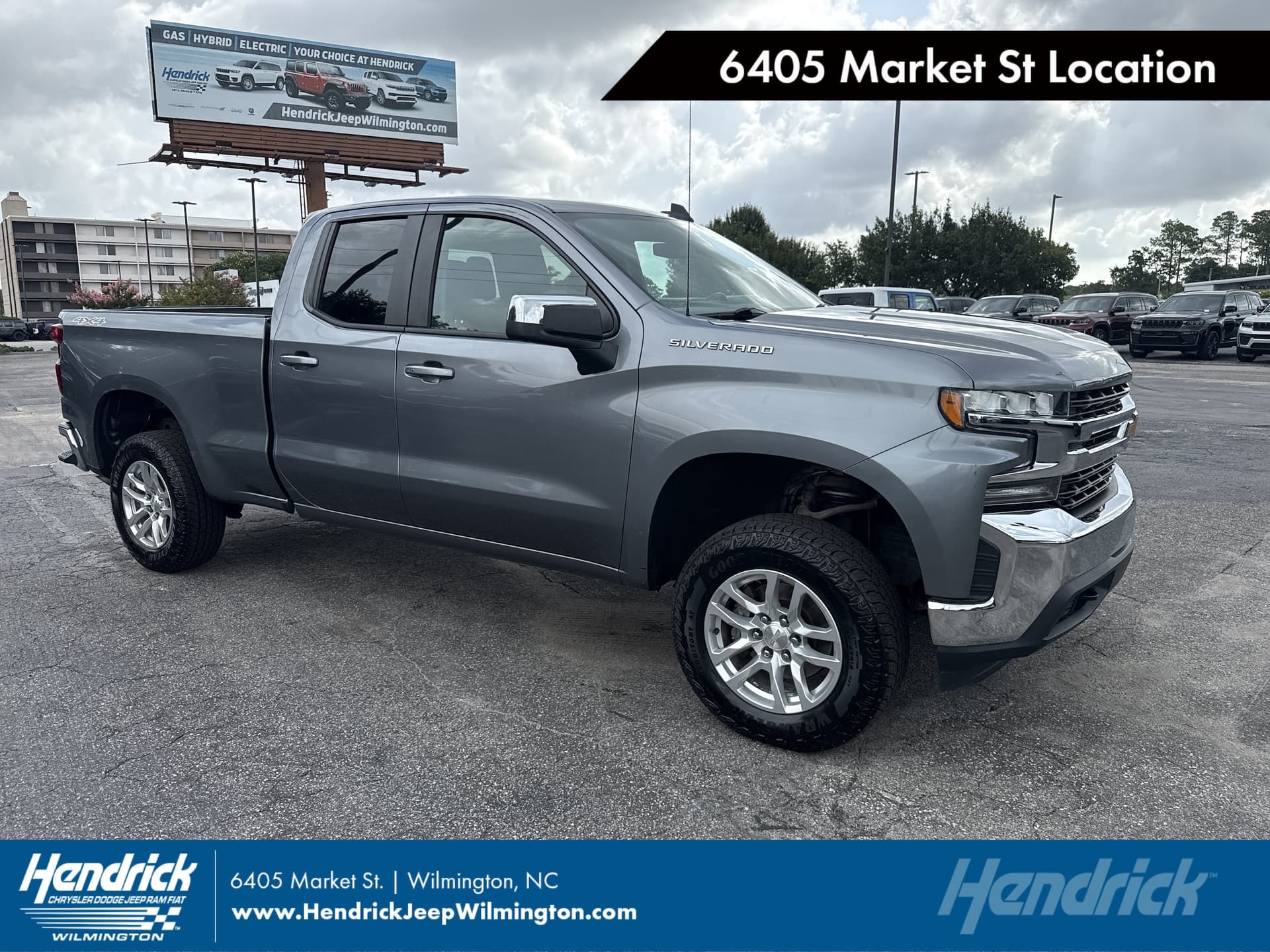 2020 Chevrolet Silverado 1500 LT — photo 1 of 36