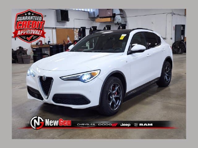 2022 Alfa Romeo Stelvio Ti — photo 1 of 13