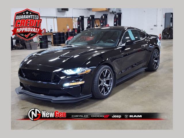2020 Ford Mustang GT Premium — photo 1 of 12