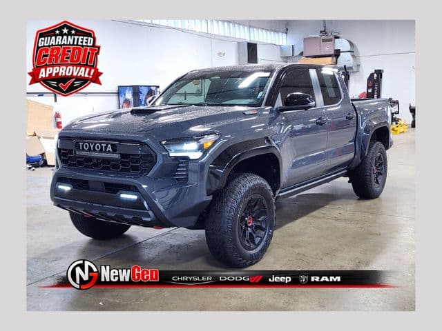 2025 Toyota Tacoma 4WD TRD Pro Hybrid — photo 1 of 14