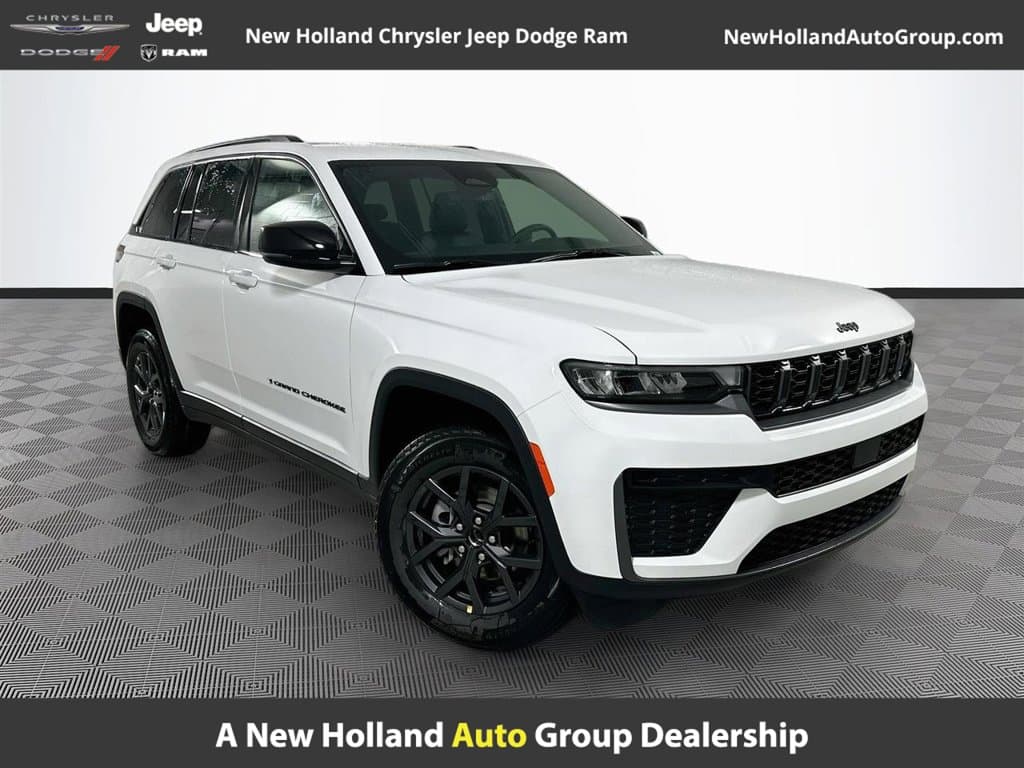 2027 Jeep Grand Cherokee Laredo — photo 1 of 32