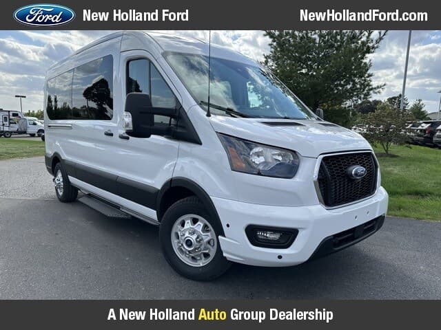 Foto de 2024 Ford Transit-350 Passenger 