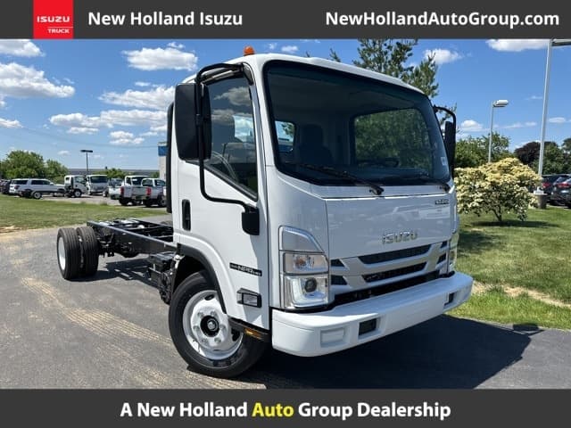 Foto de 2025 Isuzu NPR 