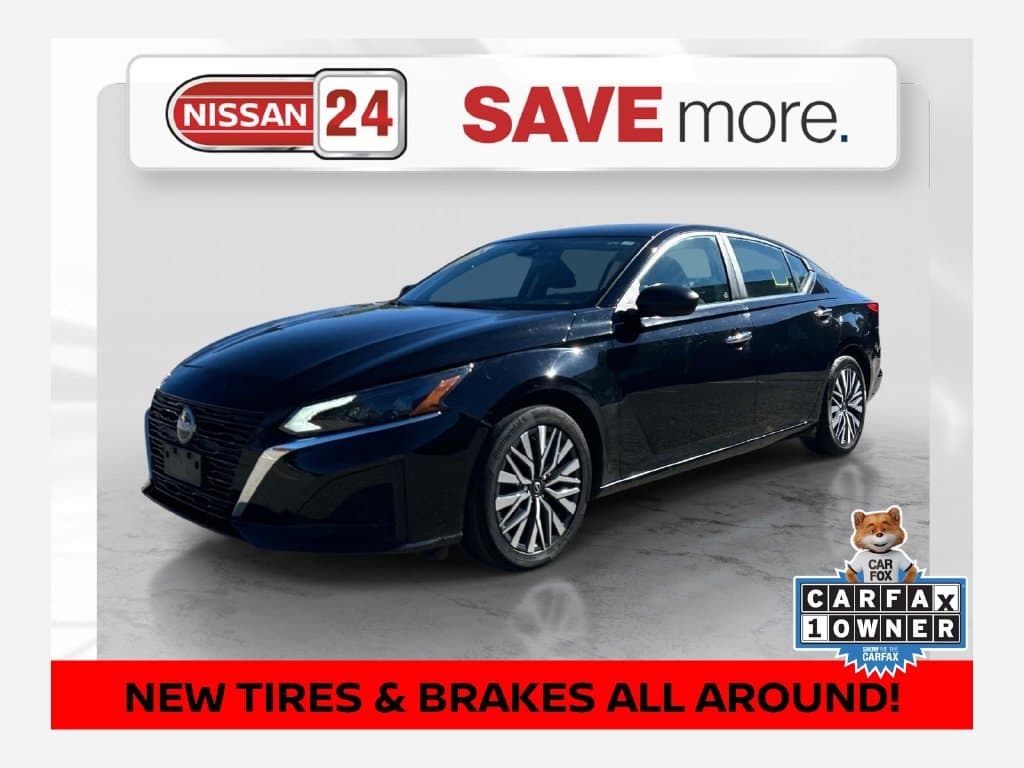 2024 Nissan Altima 2.5 SV — photo 1 of 32