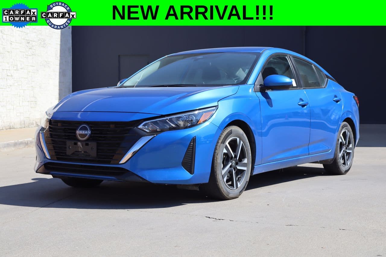 2025 Nissan Sentra SV — photo 1 of 28