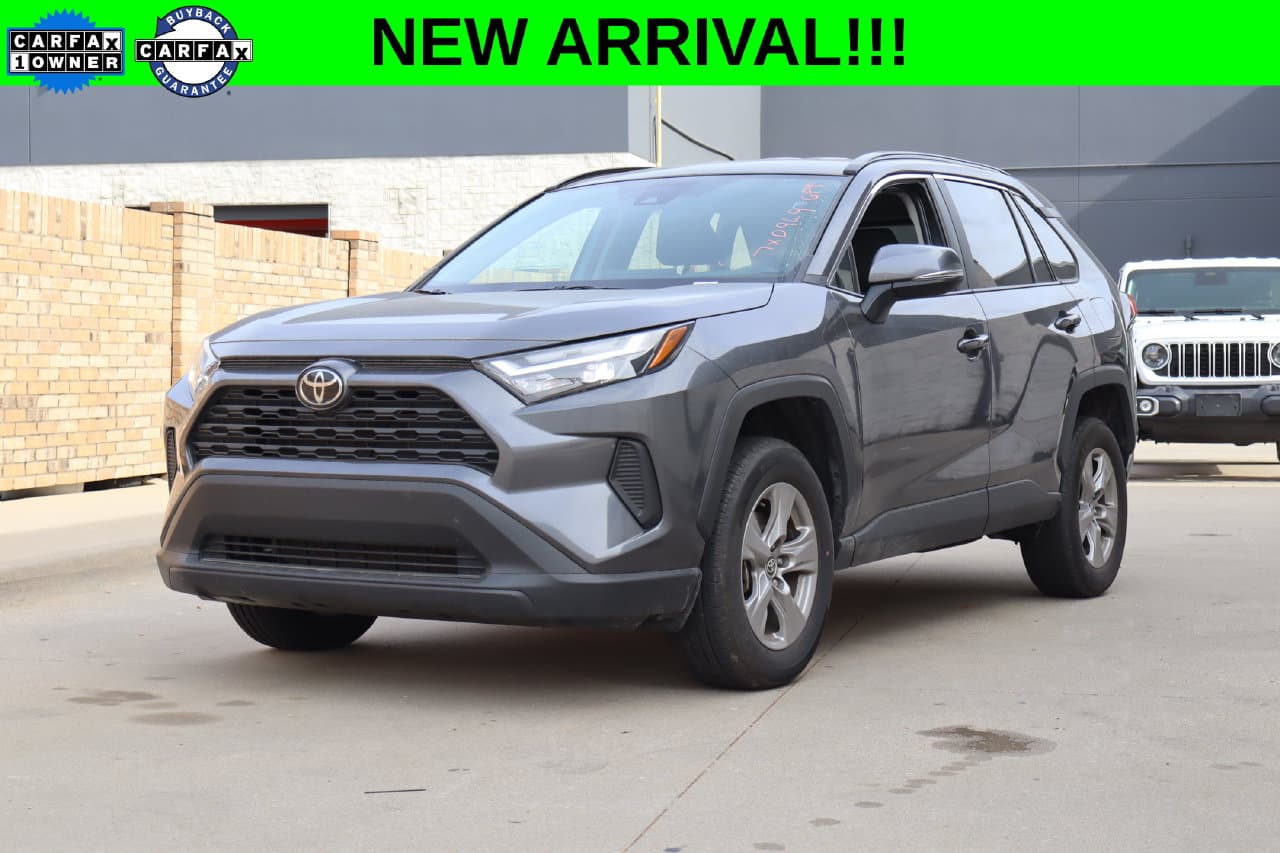 2025 Toyota RAV4 XLE — photo 1 of 28