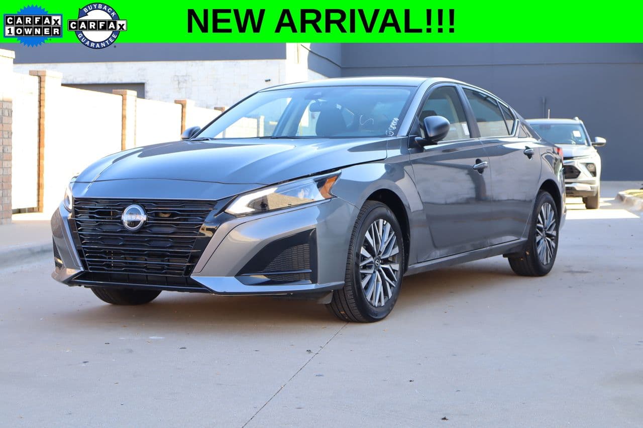 2026 Nissan Altima SV — photo 1 of 27