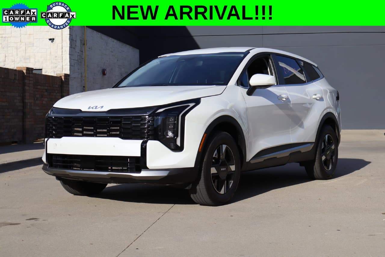 2026 Kia Sportage LX — photo 1 of 27