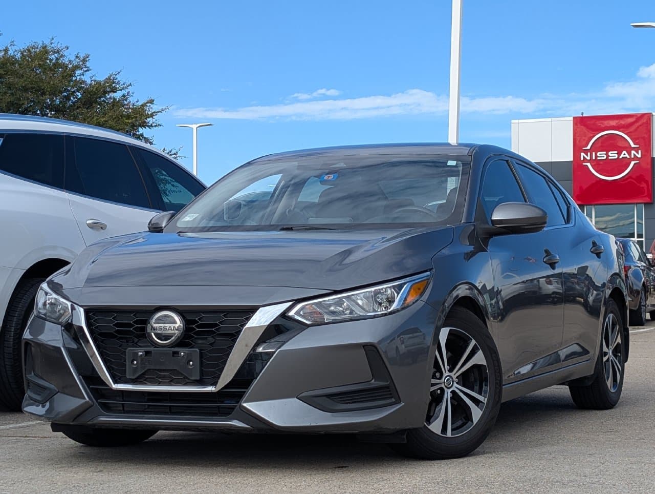 2020 Nissan Sentra SV — photo 1 of 28