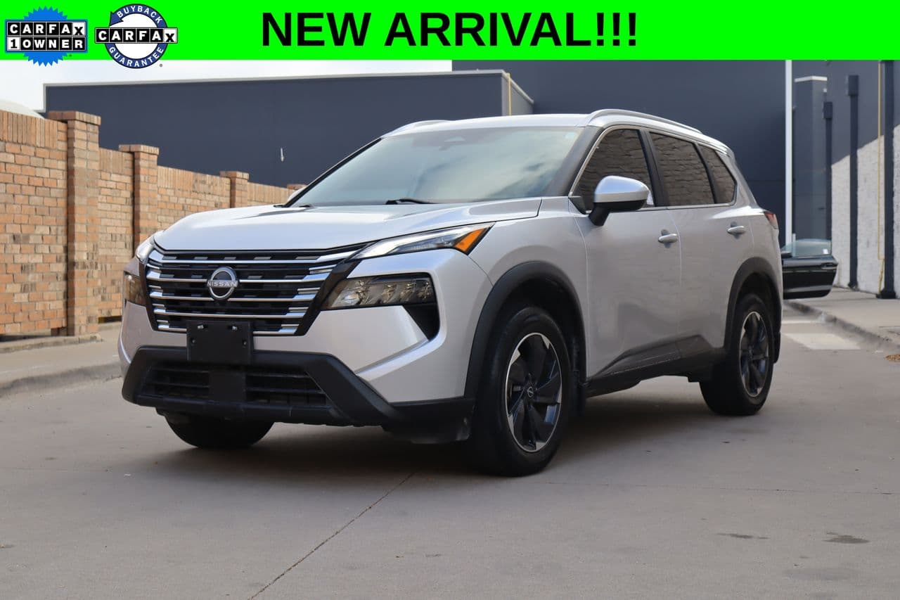 2024 Nissan Rogue SV — photo 1 of 30