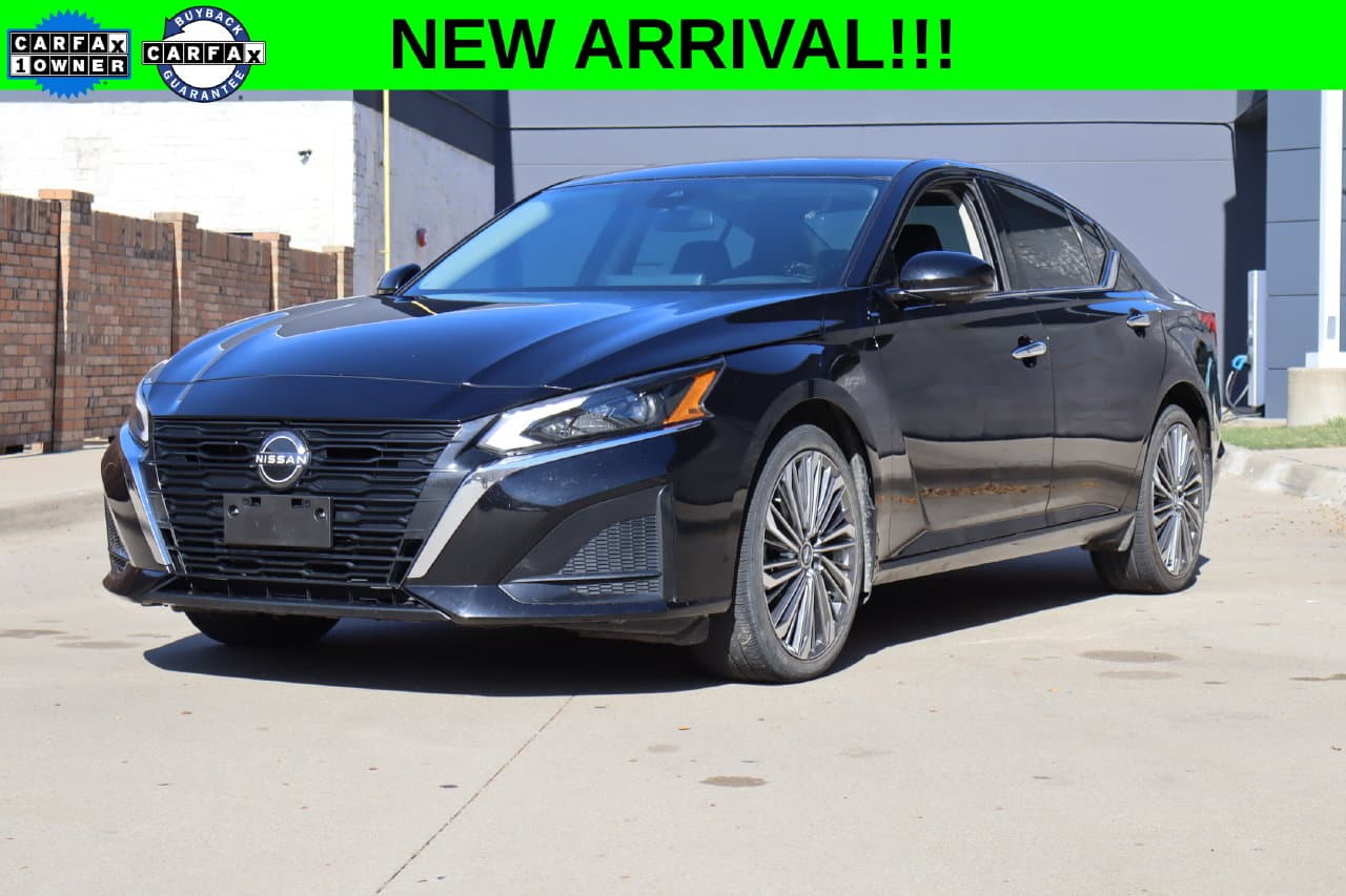 2024 Nissan Altima 2.5 SL — photo 1 of 30