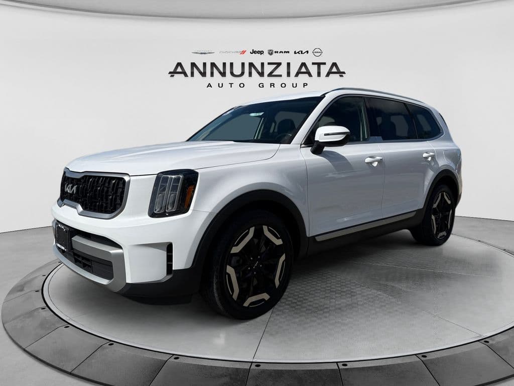 2024 Kia Telluride EX — photo 1 of 31