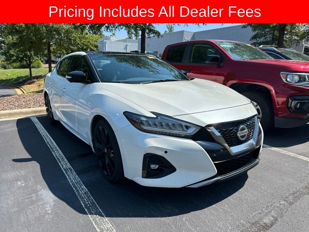 2020 Nissan Maxima SR — photo 1 of 10