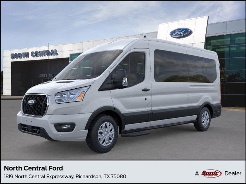Foto de 2025 Ford Transit-350 Passenger Passenger Van XLT