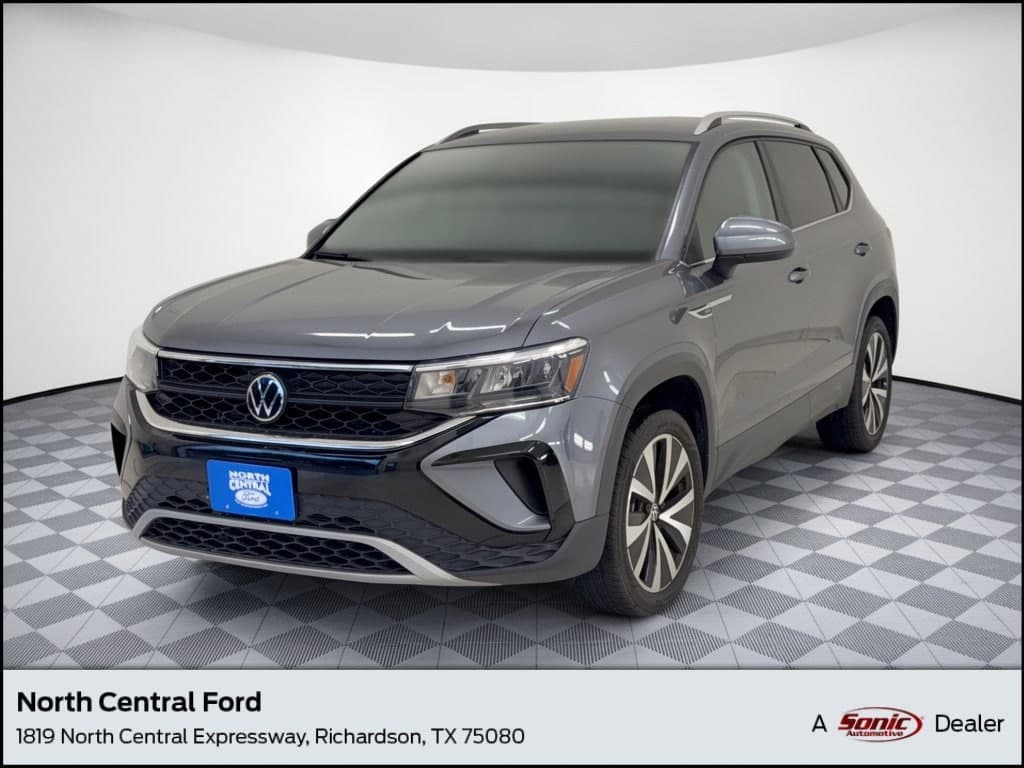 2023 Volkswagen Taos SE — photo 1 of 10