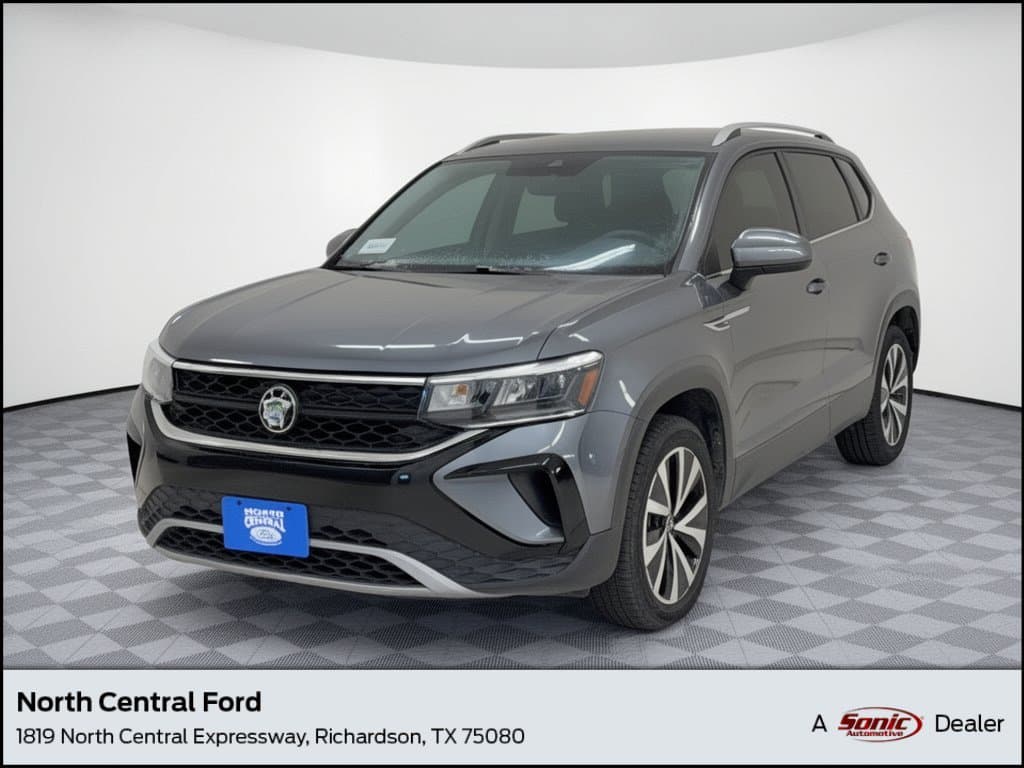 2023 Volkswagen Taos SE — photo 1 of 10