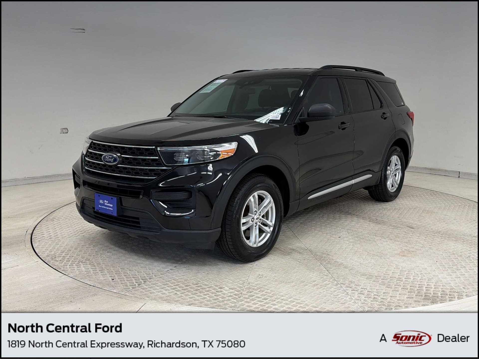 2022 Ford Explorer XLT — photo 1 of 31