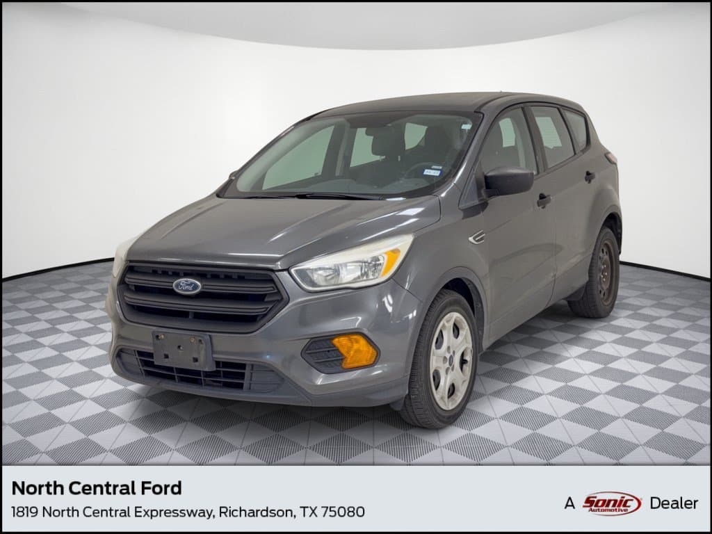 2017 Ford Escape S — photo 1 of 10