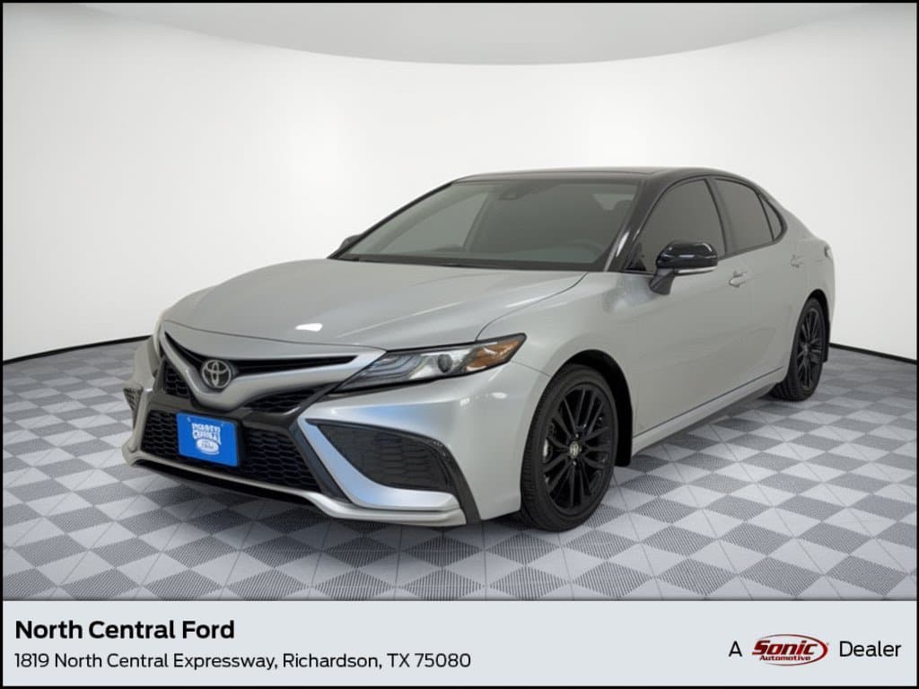 2024 Toyota Camry XSE — photo 1 of 32